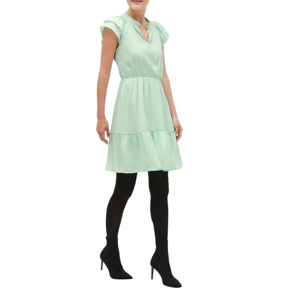 Banana‎ Republic Tiered Midi Dress Ruffle Sleeve V-Neck Casual Green Medium NWT - Picture 1 of 9